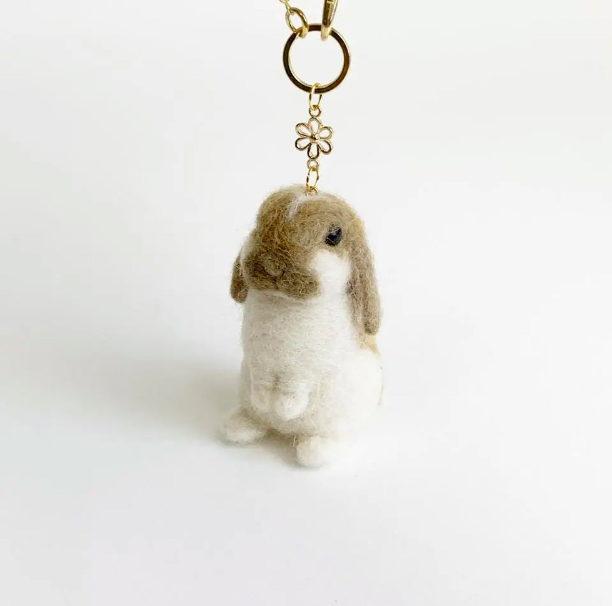 Wool Felt Bunny Bag Charm – Standing pose, Customizable – Keychain / Strap / Ornament