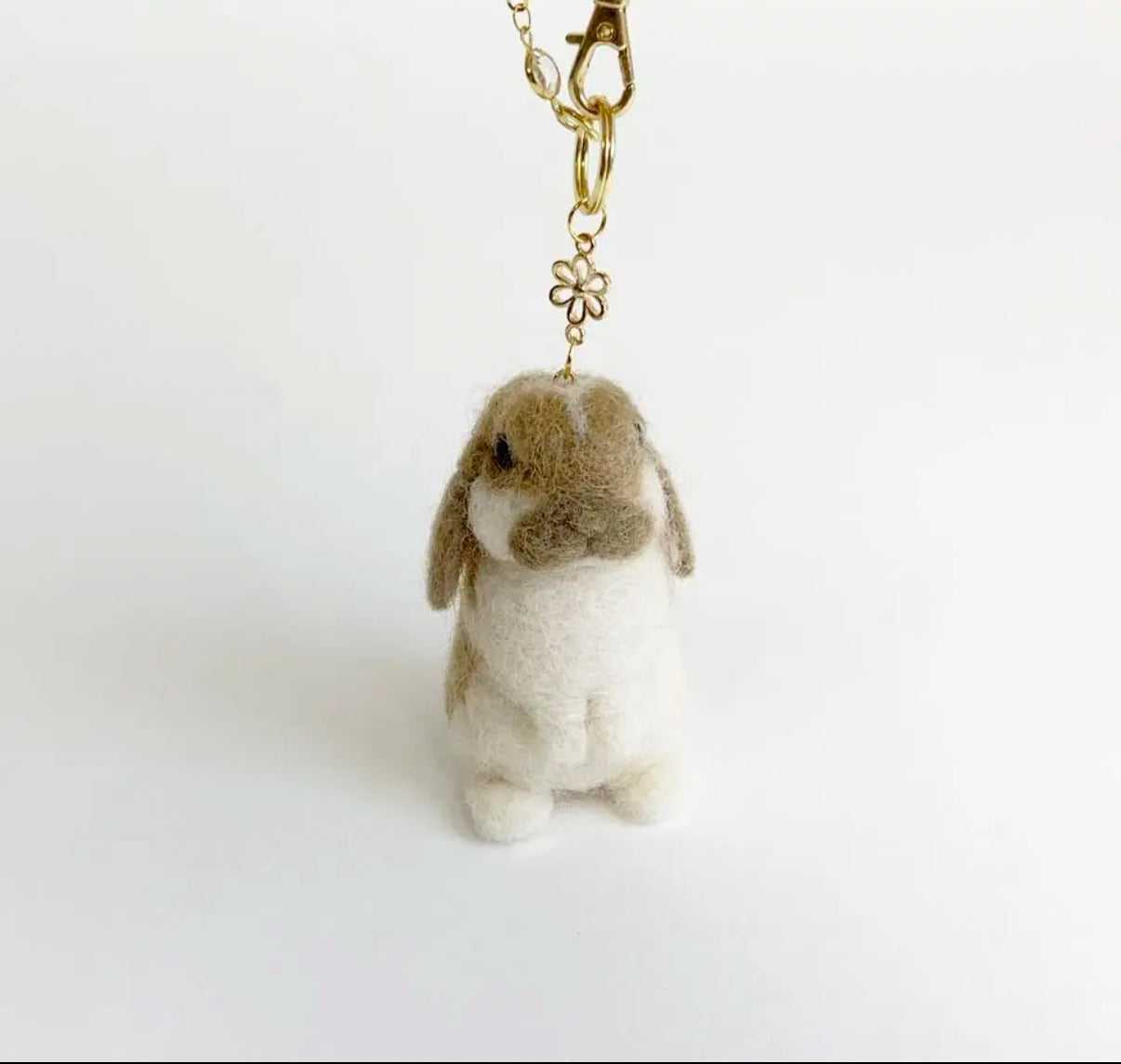 Wool Felt Bunny Bag Charm – Standing pose, Customizable – Keychain / Strap / Ornament
